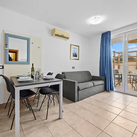 Kamenjak Apartment Premantura